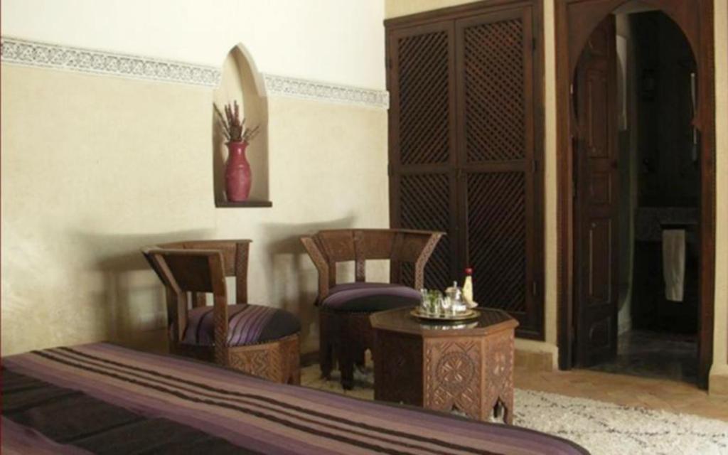 Hotel Riad El Noujoum Marrakesz Pokój zdjęcie